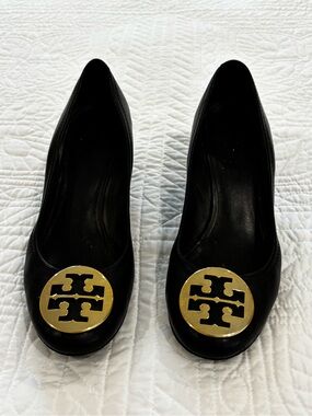Tory Burch Sally Black Leather Logo Ballet Wedges